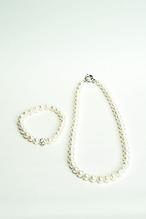 Pearl Necklace & Bracelet Set