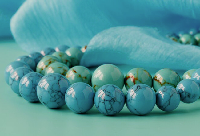 How to Cleanse and Purify Your Energy with Turquoise